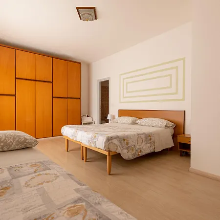 Hotell La Svolta Chiuro