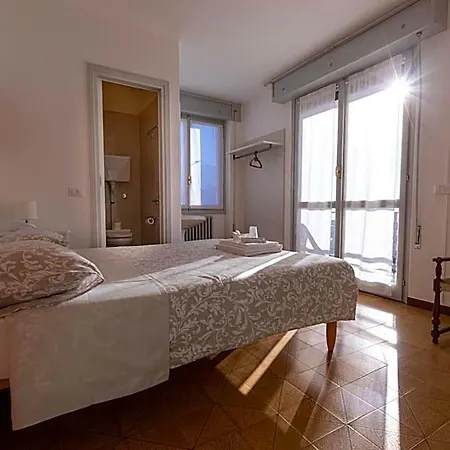 La Svolta Hotel *