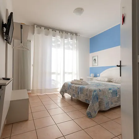 Hotell La Svolta Chiuro